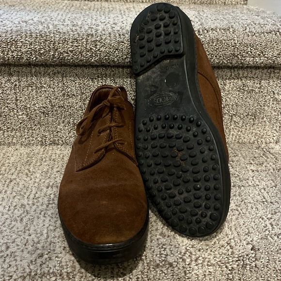 Tod\'s Rich Brown Suede Oxfords